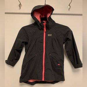 SUPER CUTE! Helly Hansen jacket wind breaker Rain girls size 4 (104) Black/pink